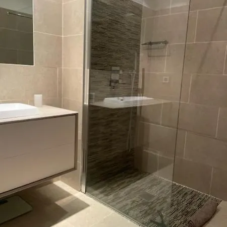 Superbe En Centre 아파트 *