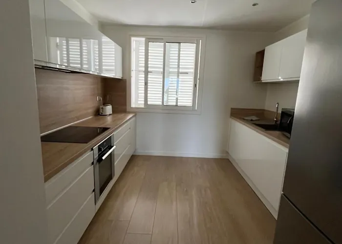 Superbe En Centre Apartment